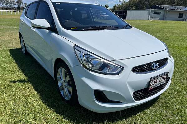 2017 Hyundai Accent Sport RB6