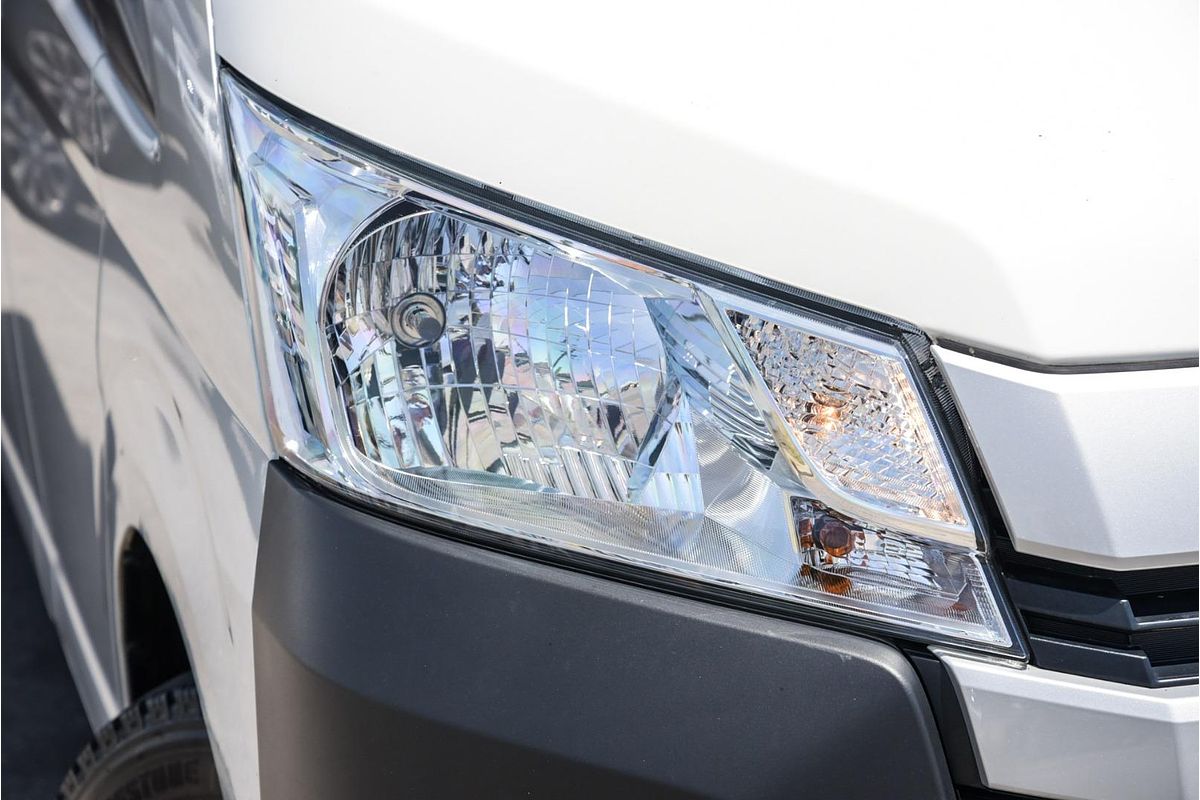 2019 Toyota Hiace Commuter GDH322R