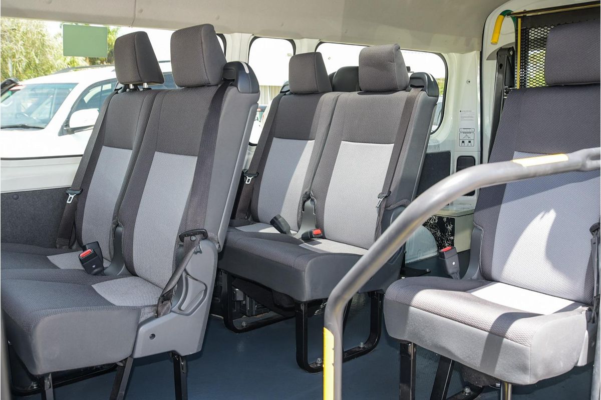 2019 Toyota Hiace Commuter GDH322R