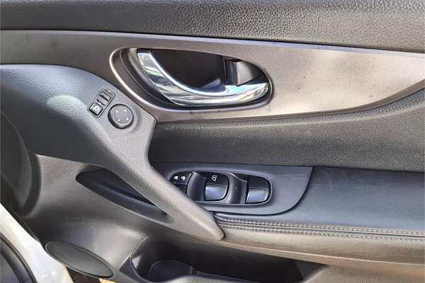 2015 Nissan X-TRAIL ST-L T32