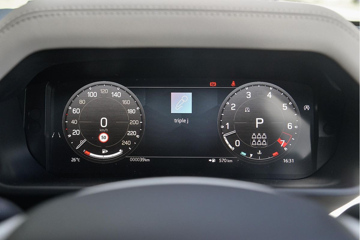 2024 Land Rover Defender 130 P400 X-Dynamic SE L663