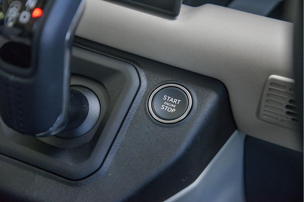 2024 Land Rover Defender 130 P400 X-Dynamic SE L663