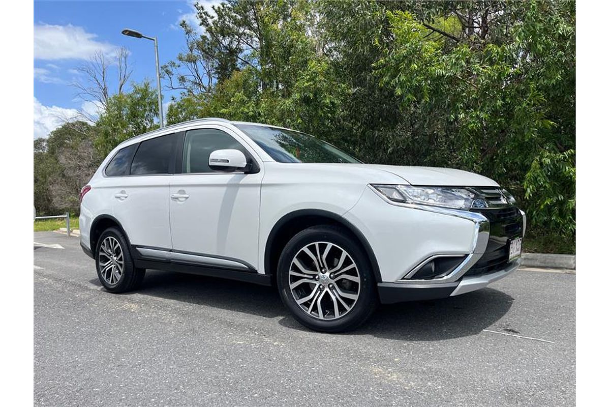 2017 Mitsubishi Outlander LS Safety Pack ZK