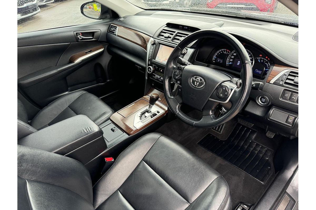2013 Toyota Aurion Presara GSV50R
