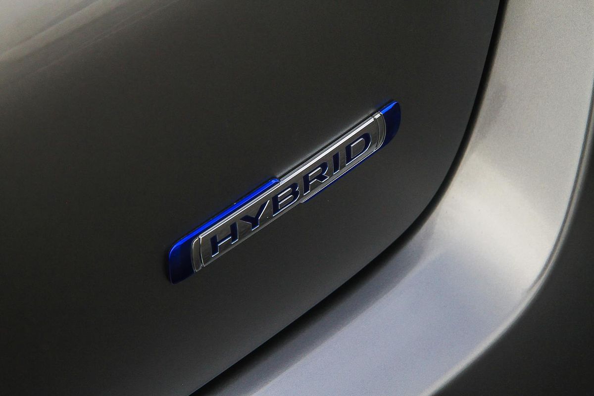 2024 Suzuki Swift Hybrid GLX UZ