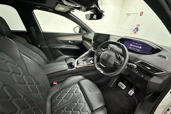 2022 Peugeot 5008 GT Sport P87