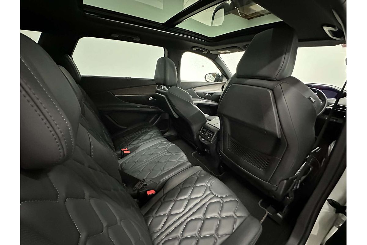 2022 Peugeot 5008 GT Sport P87