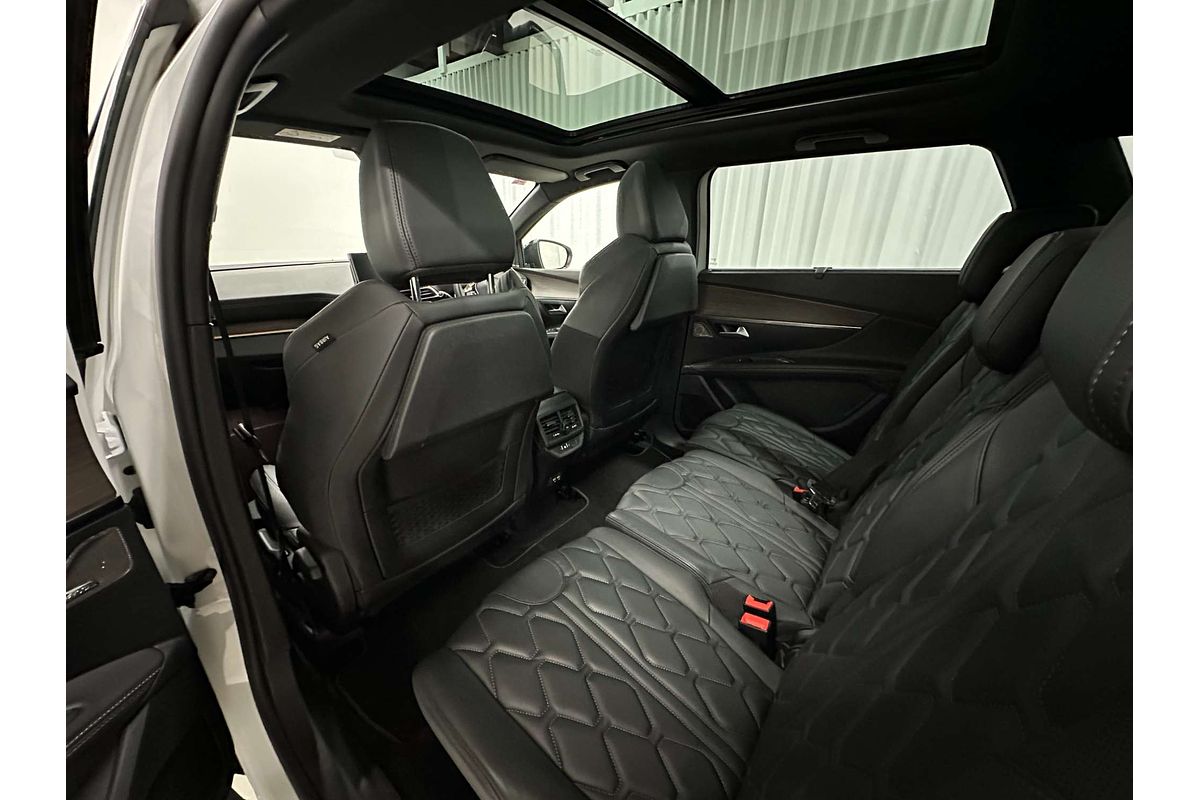2022 Peugeot 5008 GT Sport P87