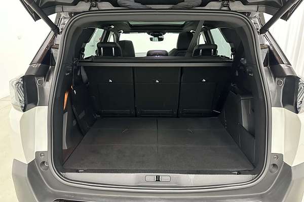 2022 Peugeot 5008 GT Sport P87