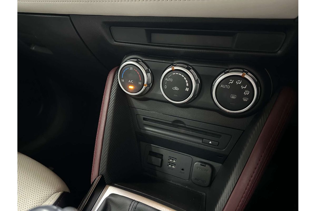 2015 Mazda CX-3 Akari DK