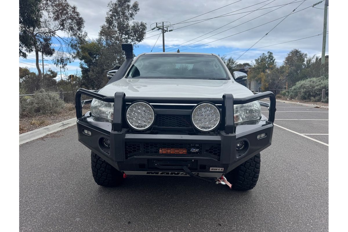 2016 Toyota Hilux SR GUN126R 4X4