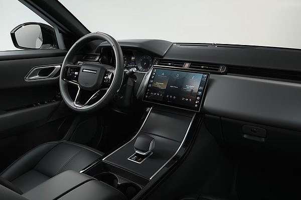 2023 Land Rover Range Rover Velar P400 Dynamic SE L560