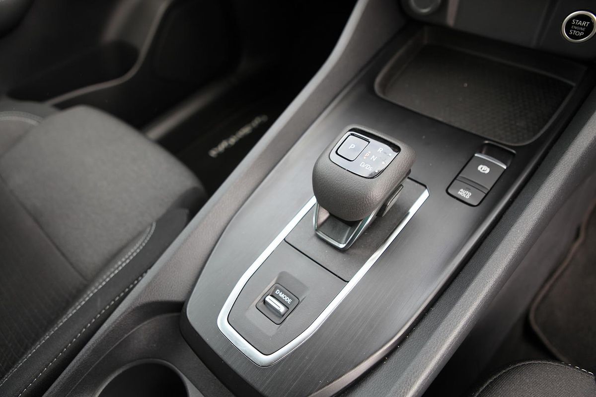 2024 Nissan QASHQAI ST J12