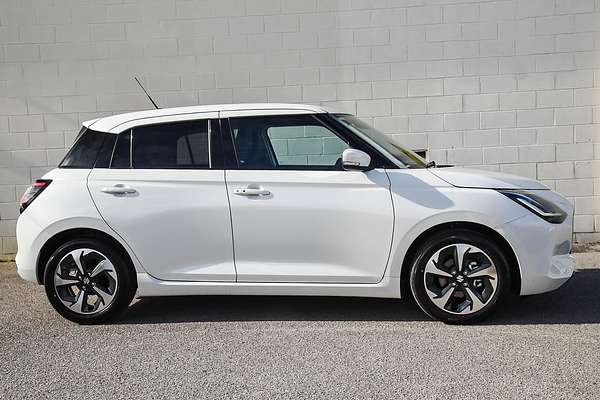 2024 Suzuki Swift Hybrid GLX UZ
