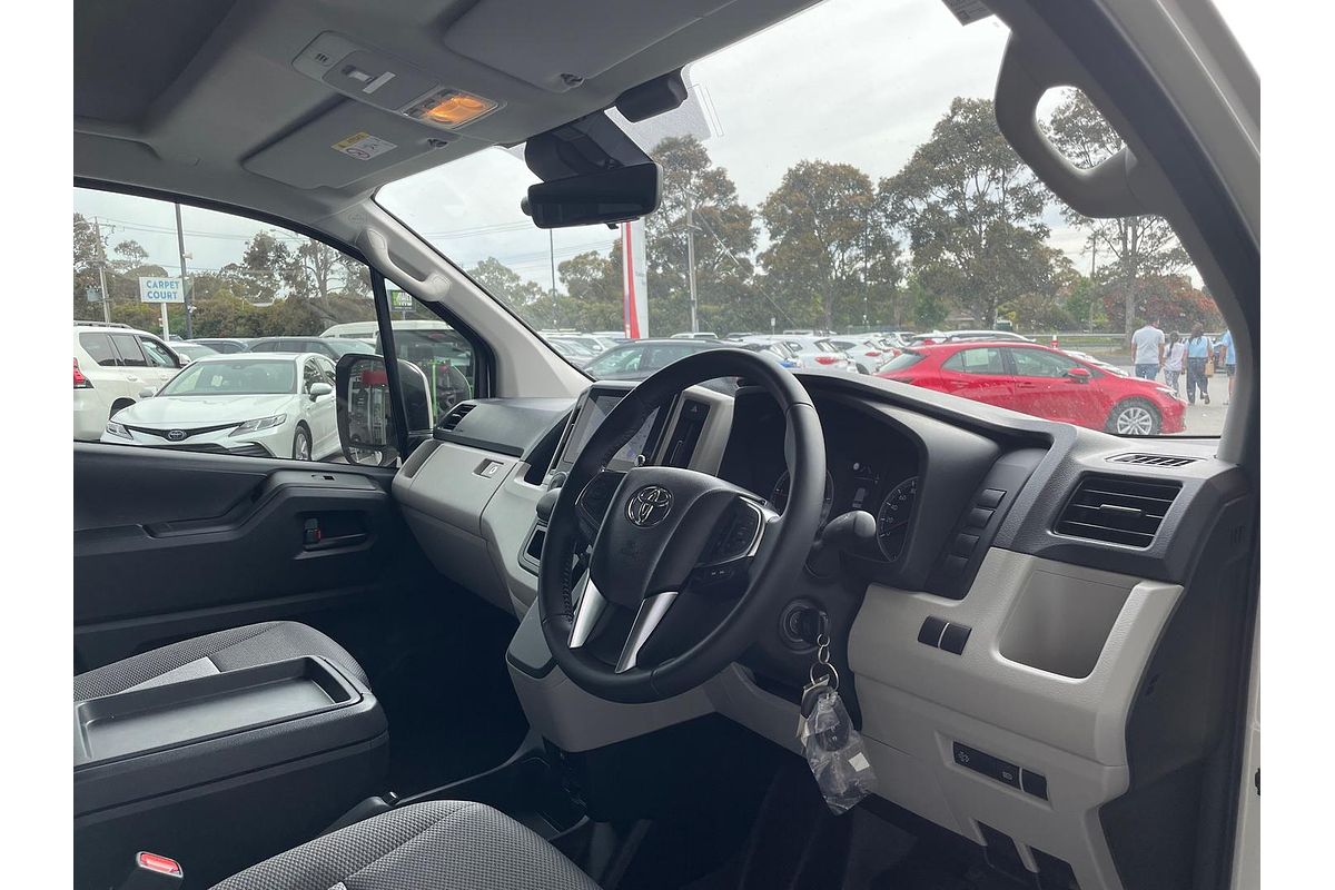 2024 Toyota Hiace GDH320R