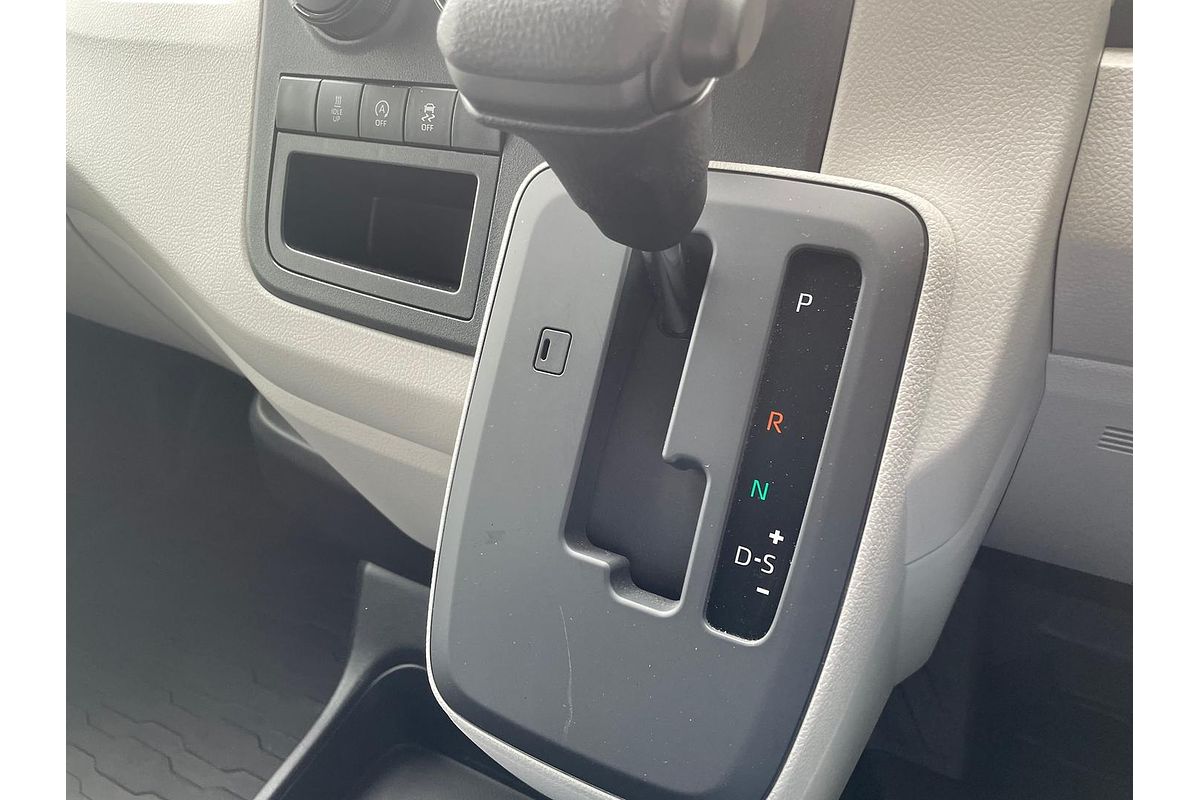 2024 Toyota Hiace GDH320R