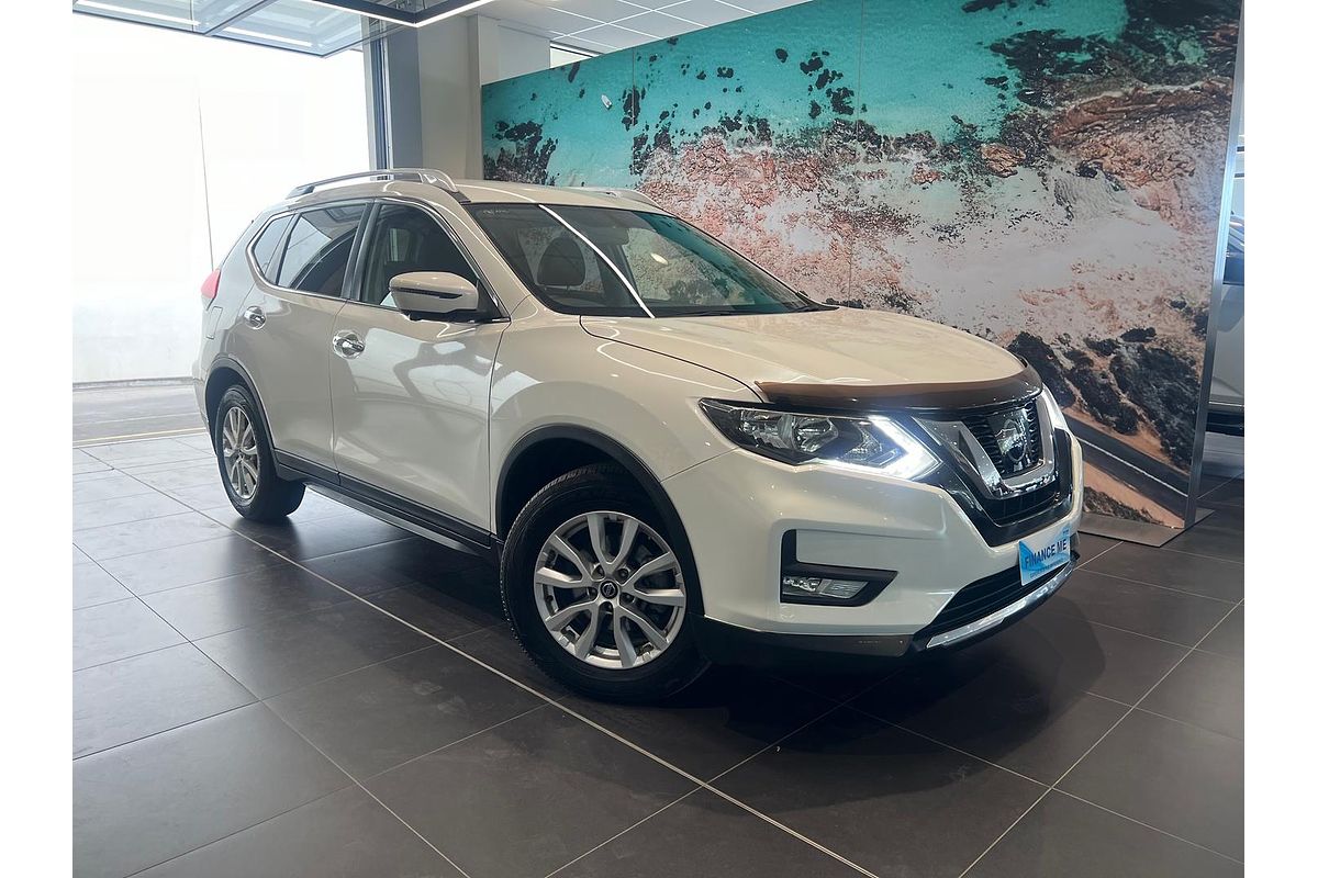 2017 Nissan X-TRAIL ST-L T32