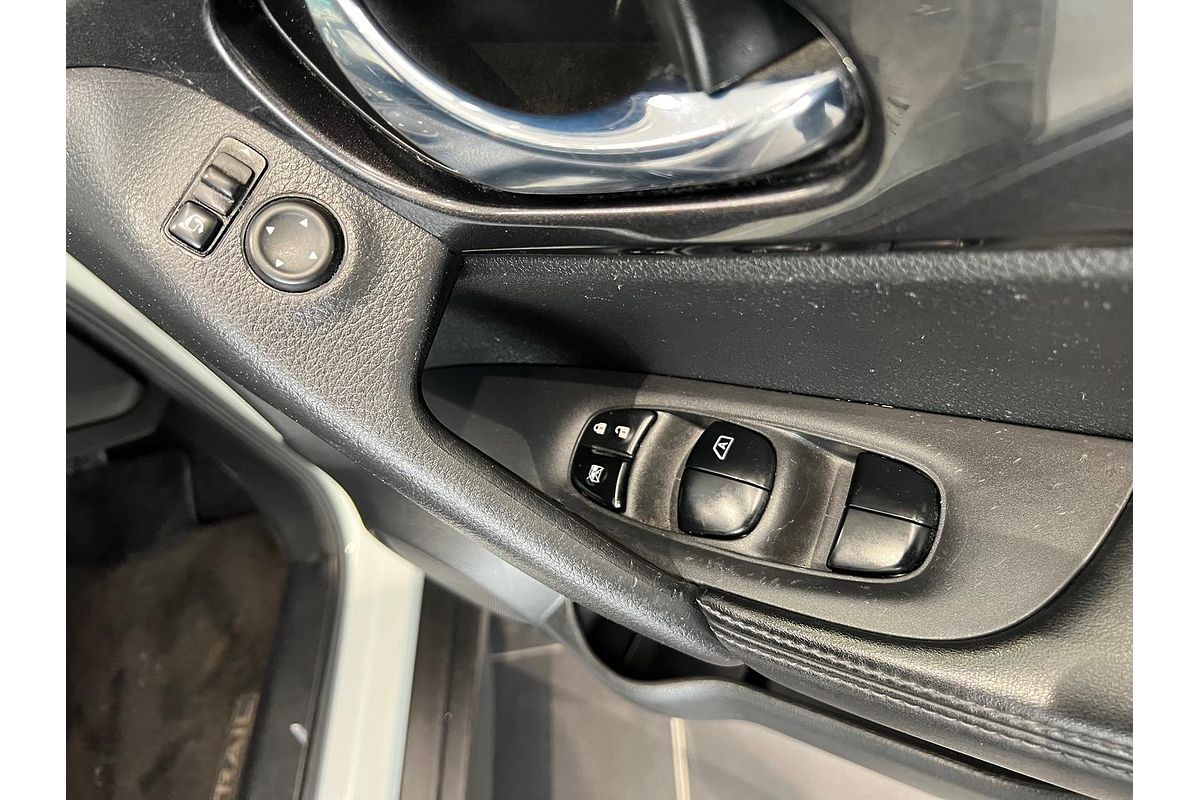 2017 Nissan X-TRAIL ST-L T32