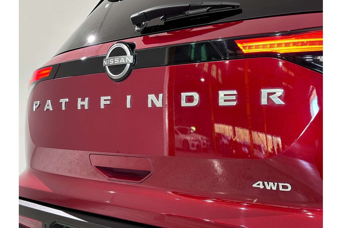 2023 Nissan Pathfinder Ti R53