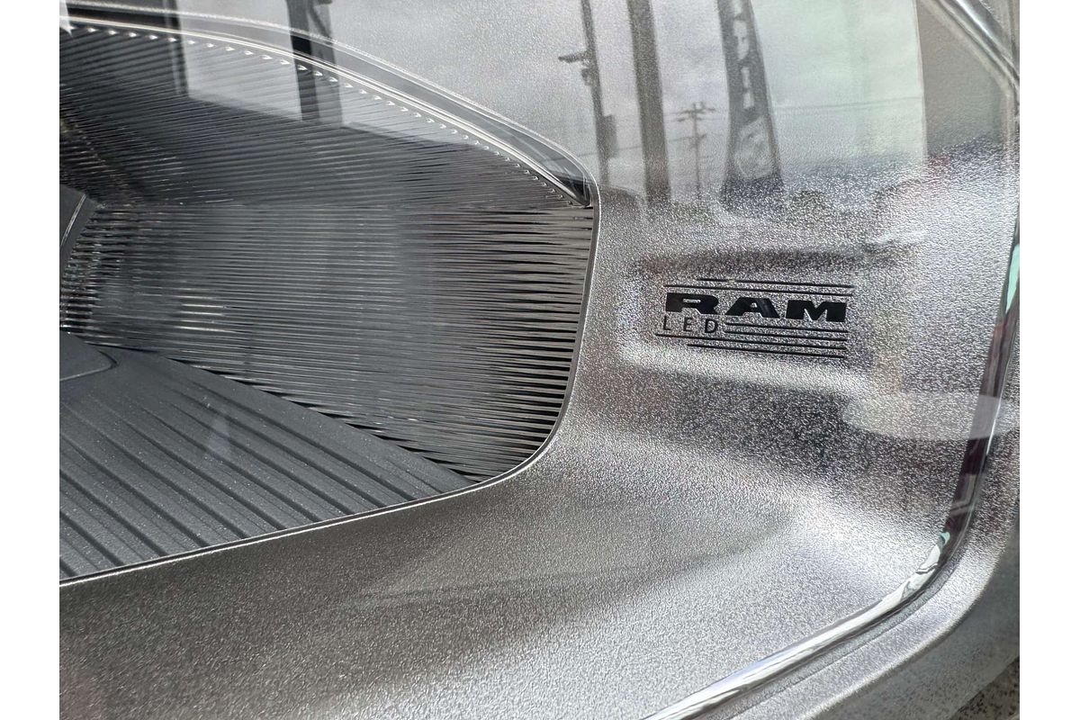 2024 RAM 2500 Laramie Rambox DJ 4X4
