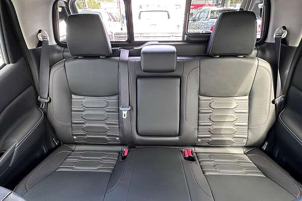 2024 Nissan Navara PRO-4X Warrior D23 4X4