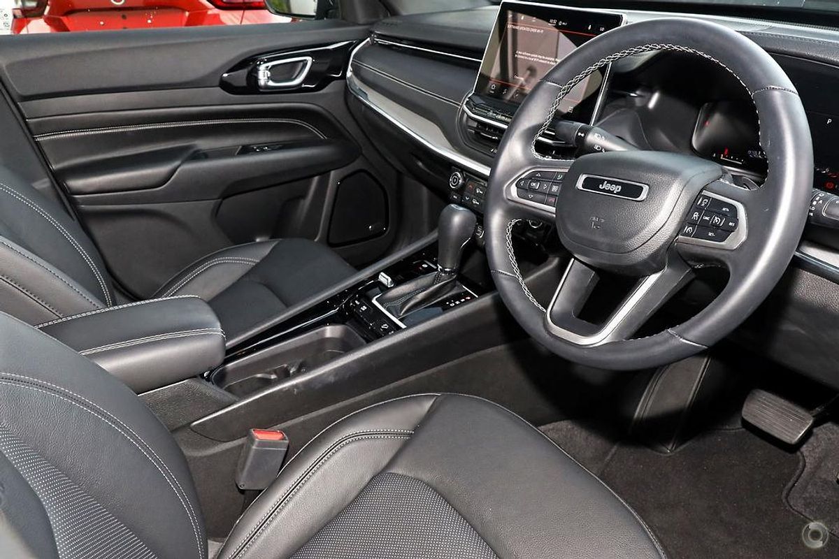 2023 Jeep Compass S-Limited M6