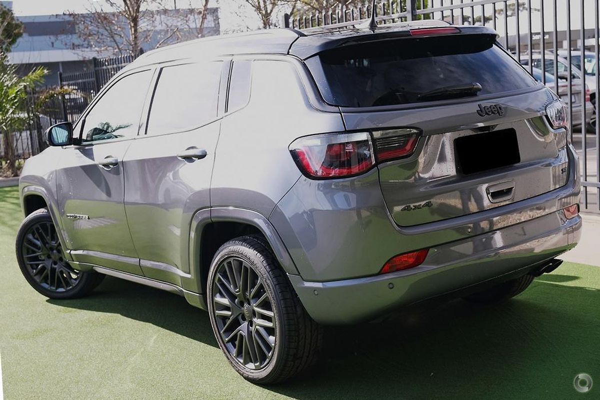 2023 Jeep Compass S-Limited M6