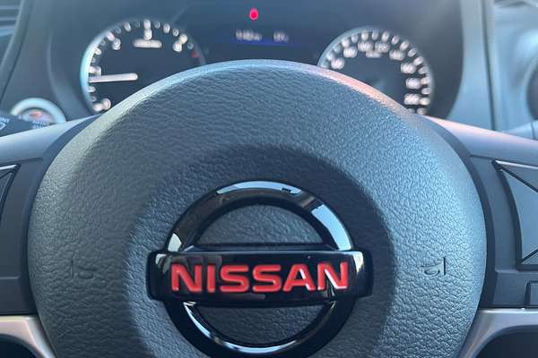 2024 Nissan Navara PRO-4X D23 4X4
