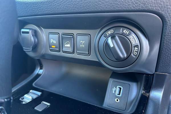 2024 Nissan Navara PRO-4X D23 4X4