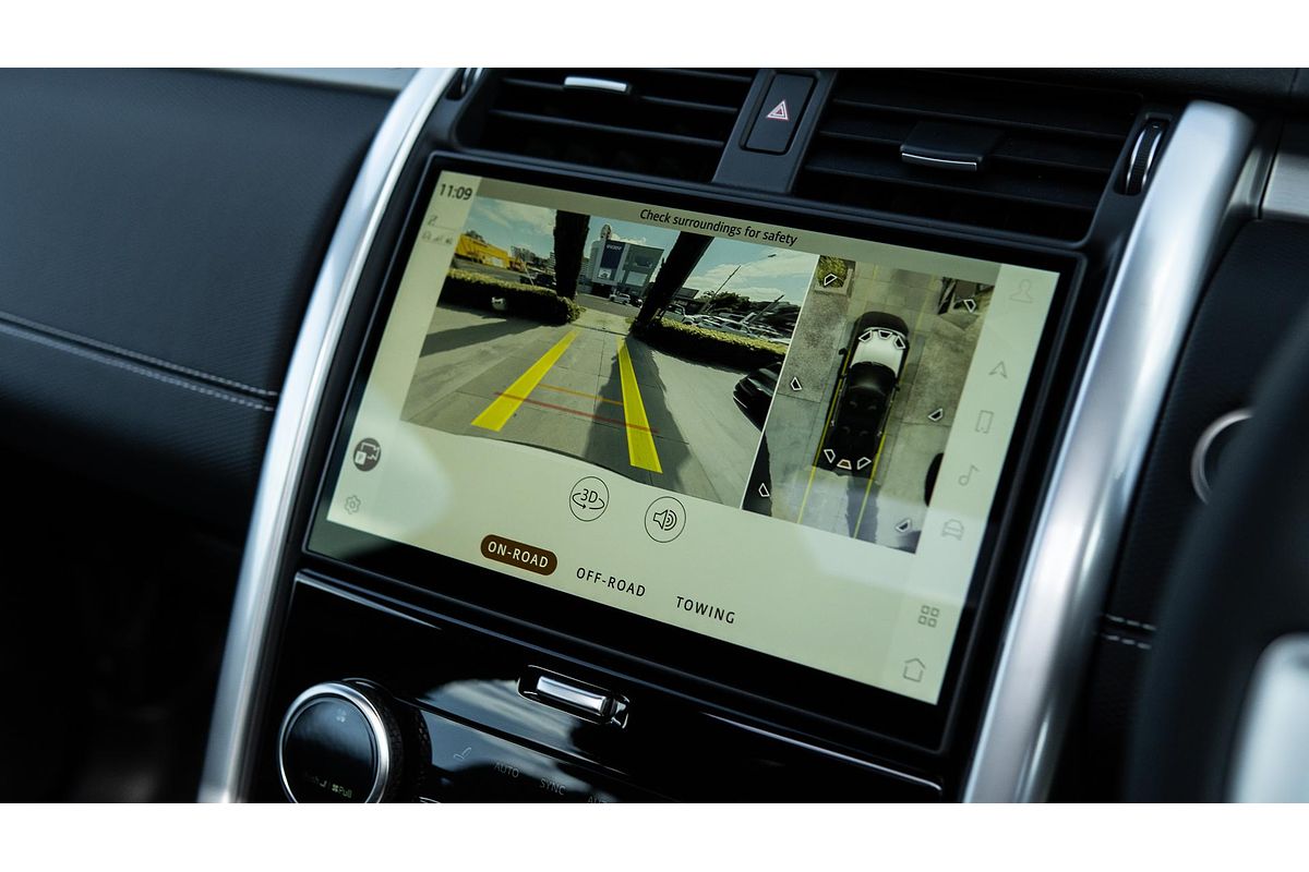2024 Land Rover Discovery D300 Dynamic SE Series 5