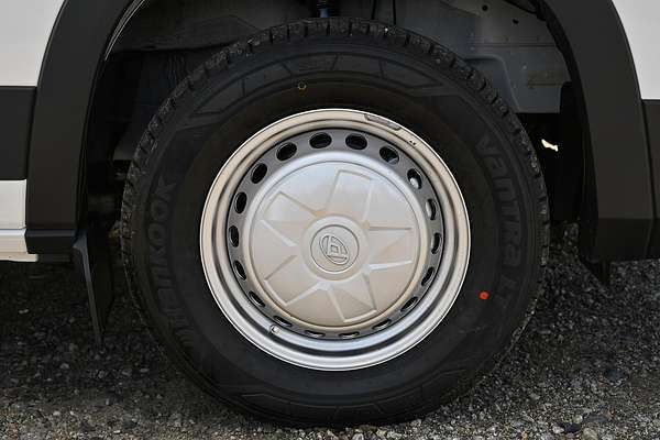 2024 LDV Deliver 9 LWB