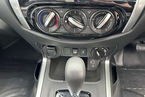 2024 Nissan Navara SL D23 4X4