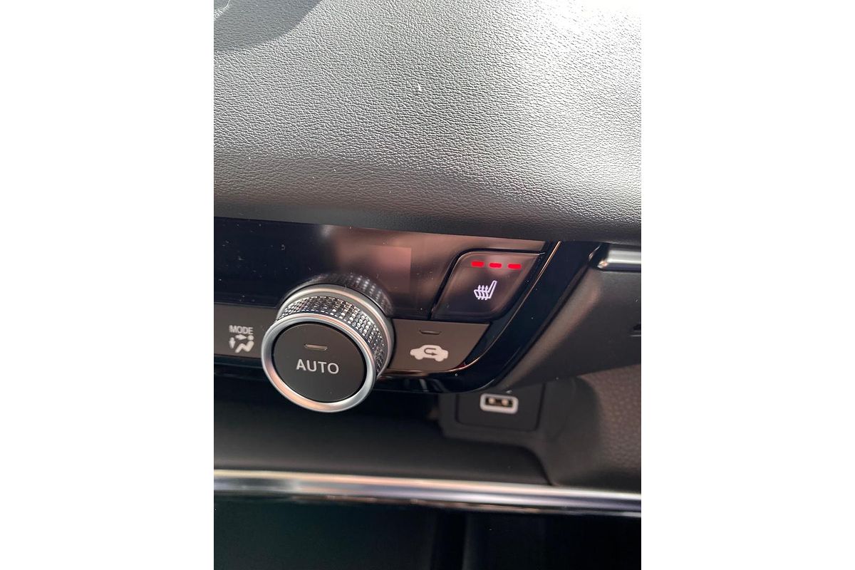 2023 Honda HR-V e:HEV L