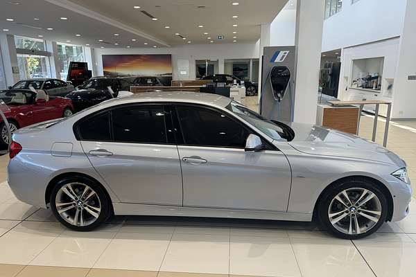 2015 BMW 3 Series 318i Sport Line F30 LCI