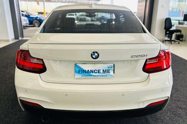 2015 BMW 2 Series 220i M Sport F22