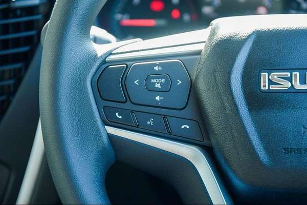 2024 Isuzu MU-X LS-M