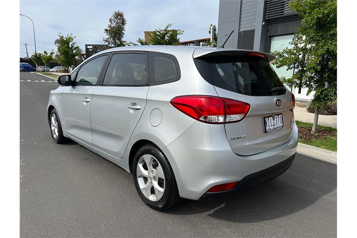 2013 Kia RONDO Si RP