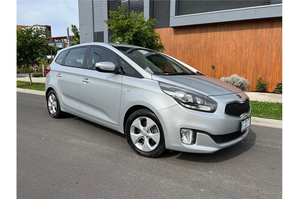 2013 Kia RONDO Si RP
