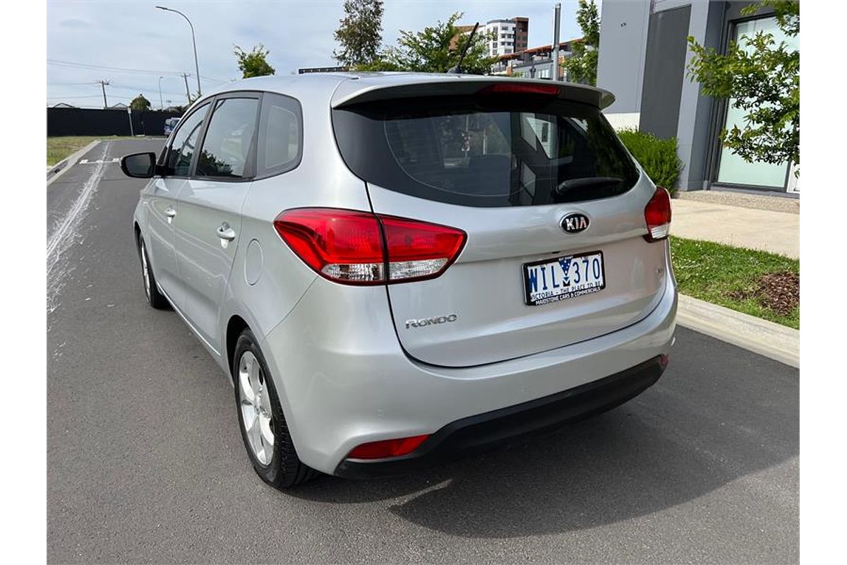 2013 Kia RONDO Si RP