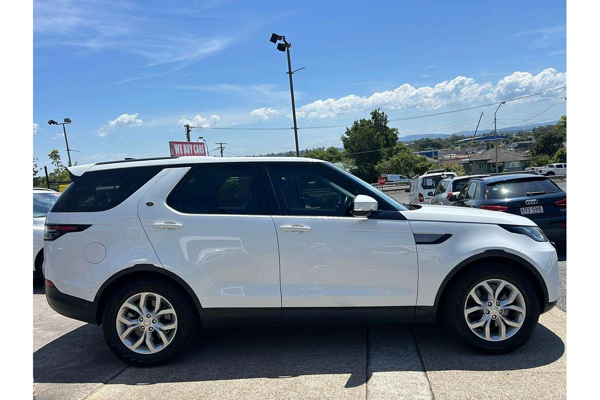 2018 Land Rover Discovery TD4 SE Series 5