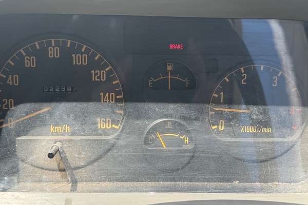 1996 Isuzu NPS 4X4 300
