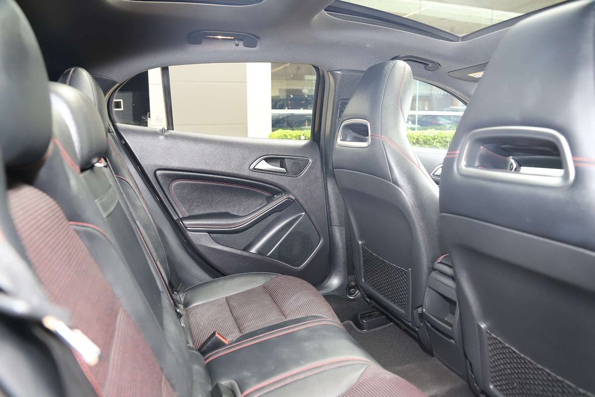 2018 Mercedes-Benz GLA-Class GLA180 X156