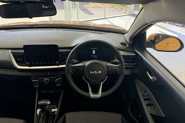 2024 Kia Stonic S YB