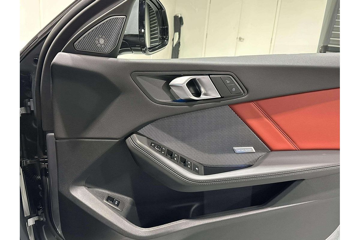 2024 BMW 1 Series 118 M Sport F70
