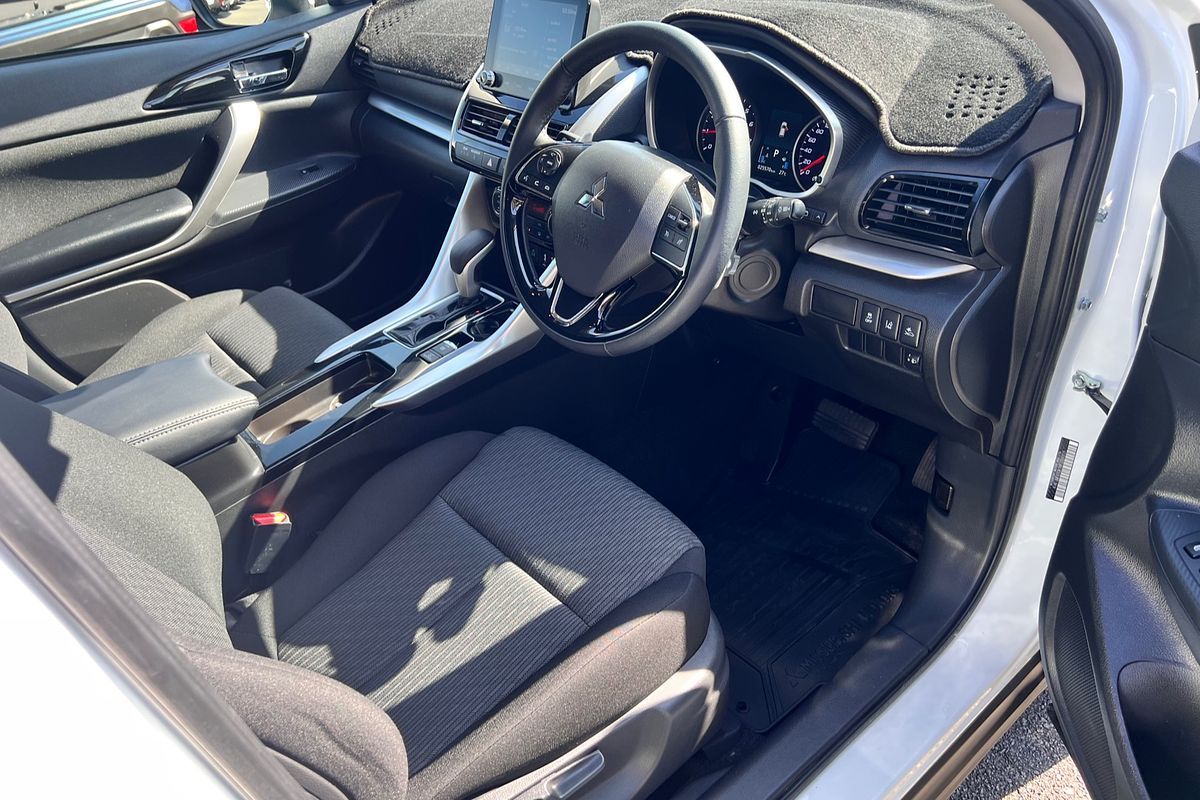 2023 Mitsubishi Eclipse Cross LS YB