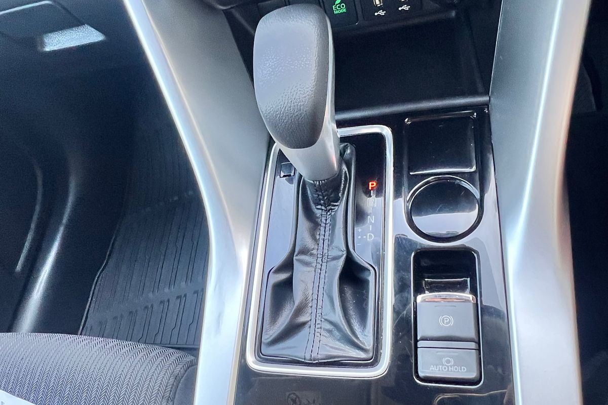 2023 Mitsubishi Eclipse Cross LS YB
