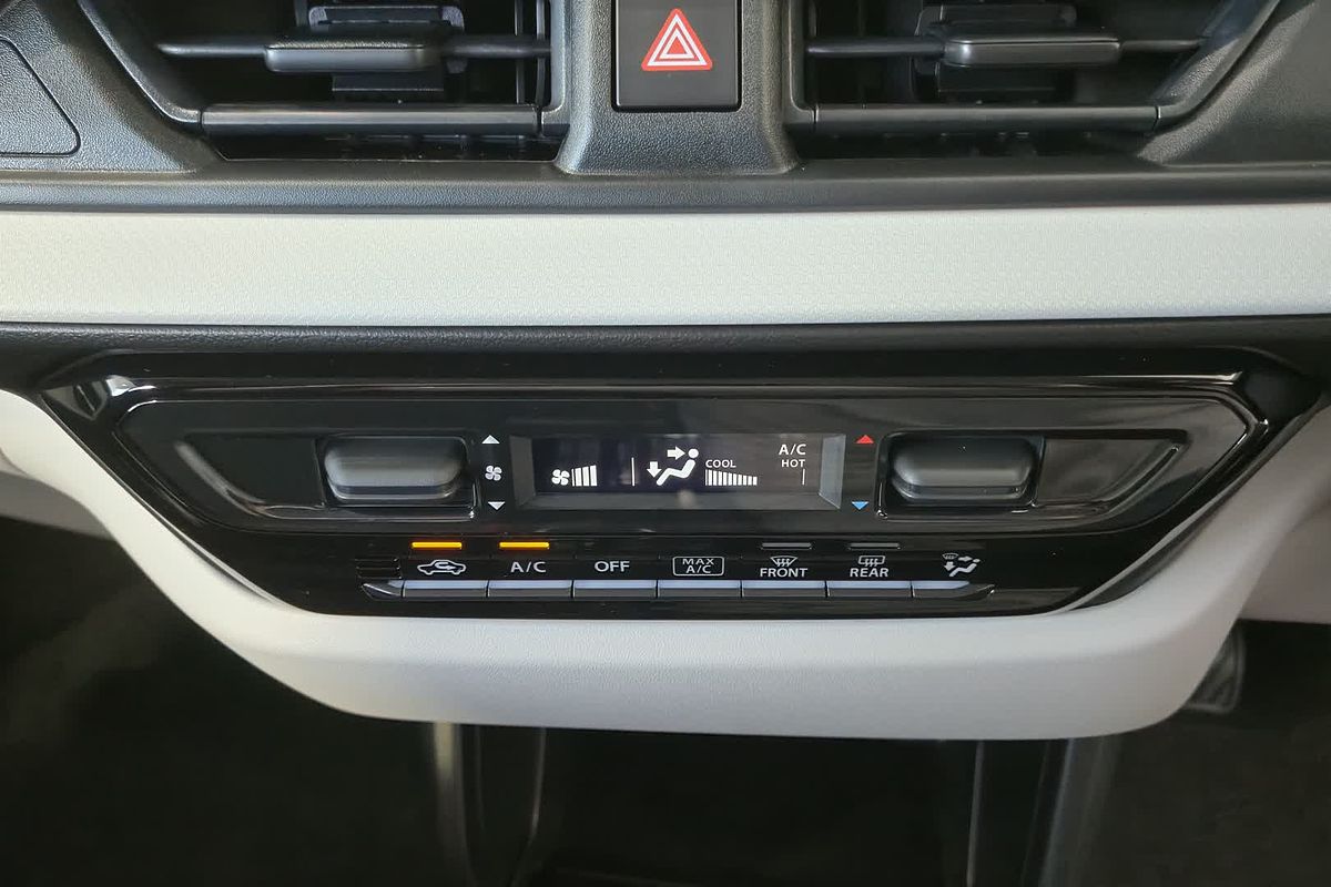 2024 Suzuki Swift Hybrid UZ