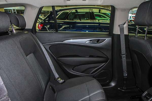 2018 Holden Commodore LT ZB