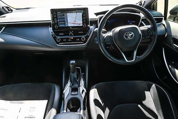 2019 Toyota Corolla ZR Hybrid ZWE211R