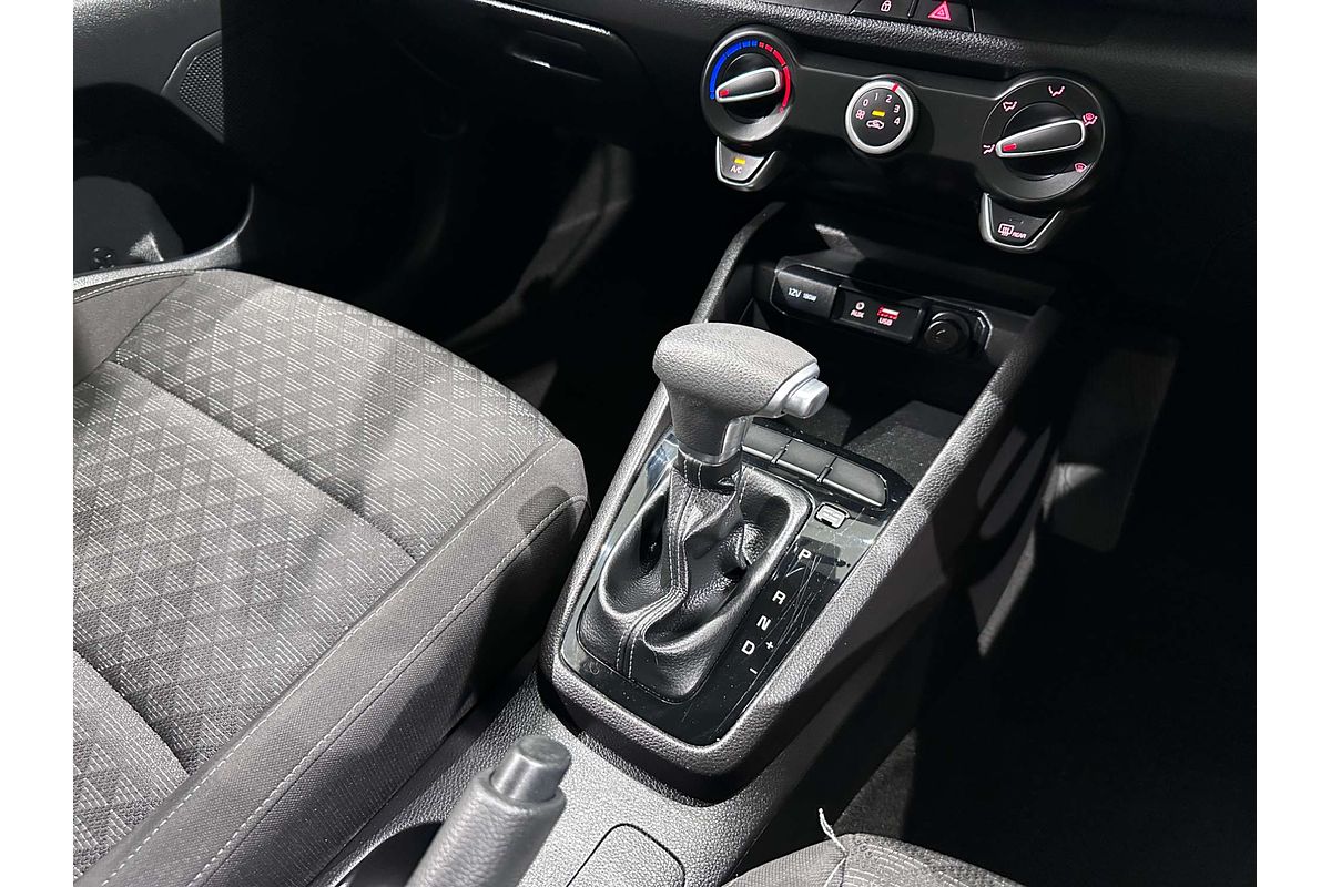 2017 Kia Rio S YB